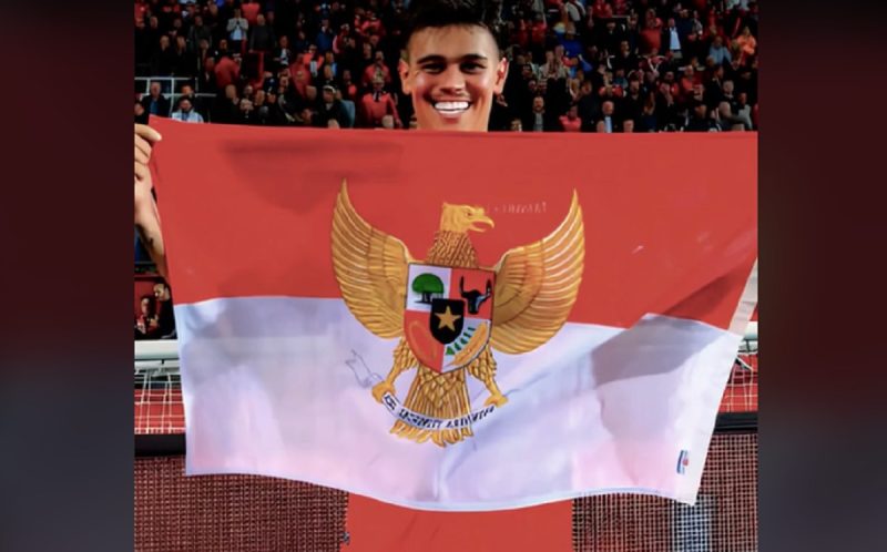 Mees Hilgers Kibarkan Bendera Merah Putih di Belanda, Naturalisasi Rampung Pekan Depan