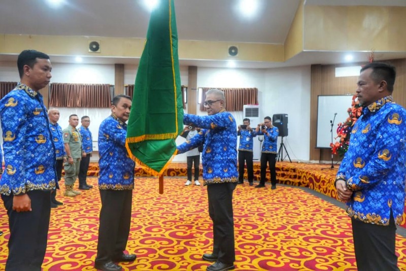 Micler Lakat Resmi Jabat Ketua Dewan Pengurus Korpri Manado Periode 2023-2028