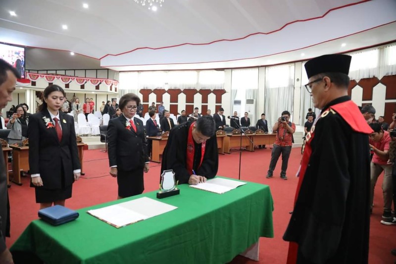 Sumpah Janji Pimpinan DPRD Manado, Sinergi Eksekutif dan Legislatif Dikuatkan