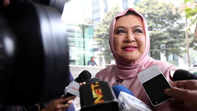 Dunia Hiburan Berduka, Emilia Contessa Diva Indonesia Tutup Usia