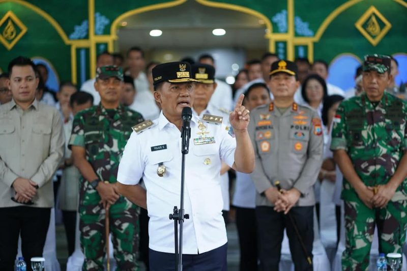 Gubernur Yulius Selvanus Pimpin Apel Perdana, Tegaskan Pentingnya Integritas ASN